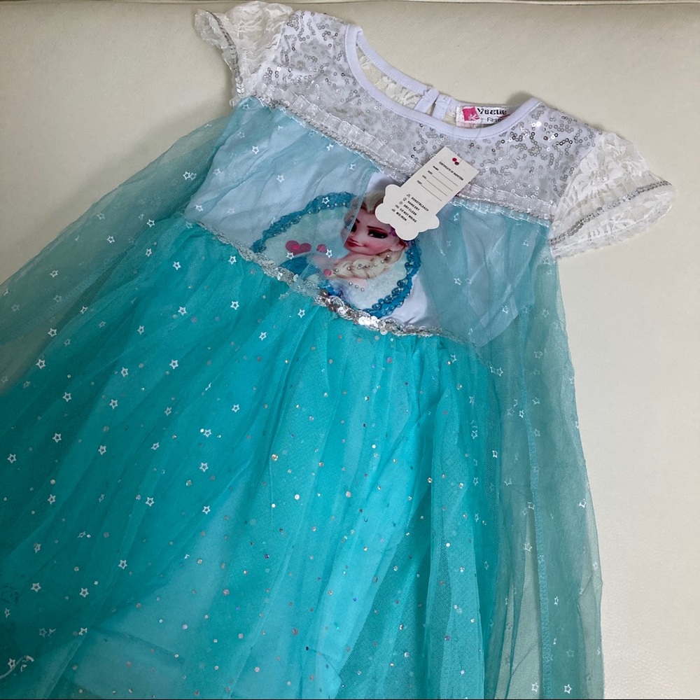 Frozen Elsa Sparkly Cute Dress with Cape - Picture 7 of 12